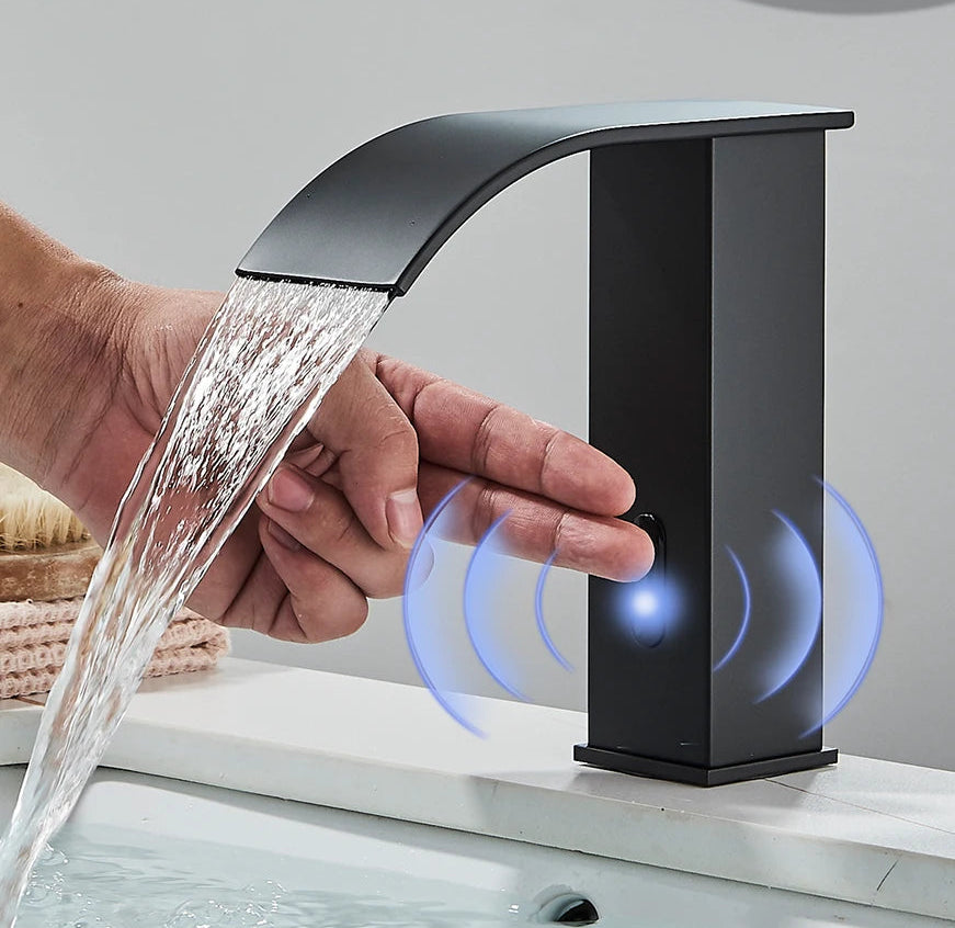 Rozin preto inteligente sensor torneira da bacia do banheiro touchless automático sentido misturador cachoeira água quente e fria lavatório guindaste