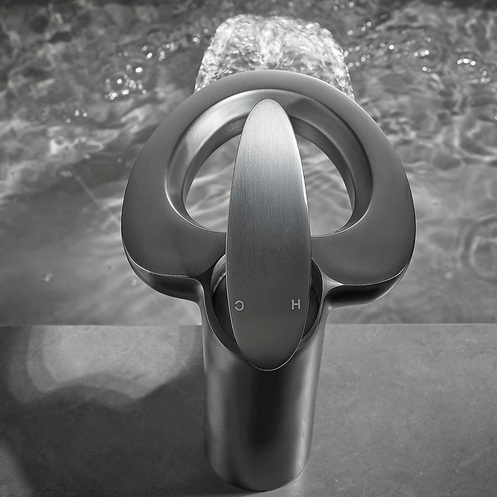 Single Handle Cachoeira Torneira Do Banheiro, Torneiras De Bacia Preta, Torneira Misturadora De Banho, Pia De Latão, Guindaste De Água, Prata, 855964