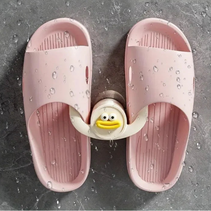 1pc dos desenhos animados chinelos gancho banheiro chinelo rack chuveiro organizador de armazenamento sapato titular drenagem para banheiros e quartos